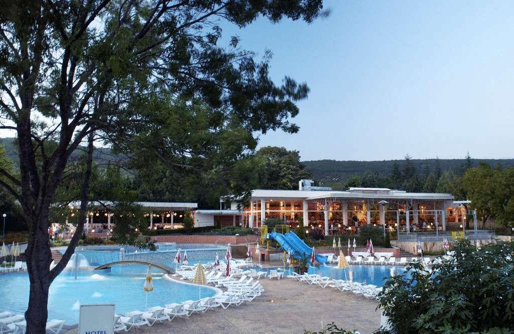 Hotel Com Albena Exterior photo