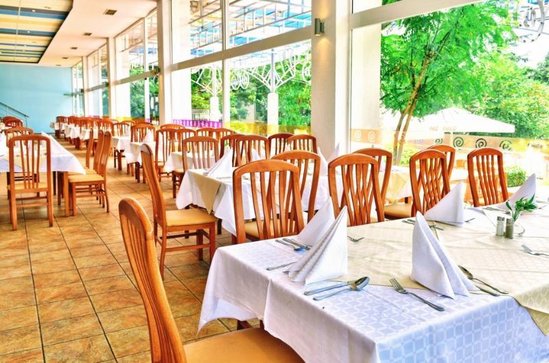 Hotel Com Albena Exterior photo